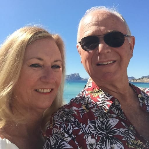 Profile image for pet sitters Leonie & John