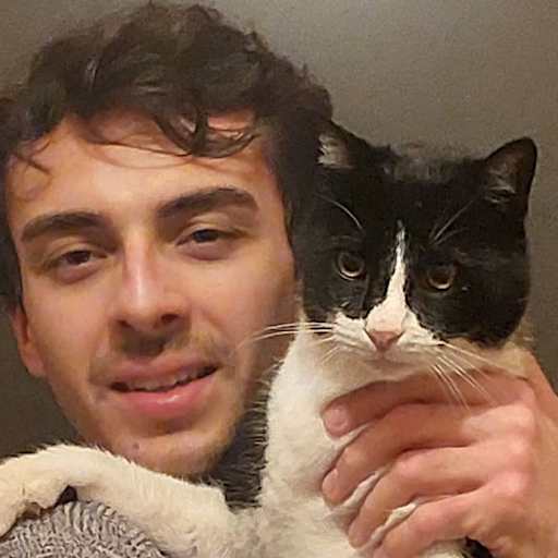Profile image for pet sitter Dorian