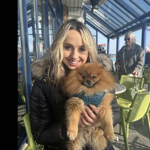 Profile image for pet sitter Heather