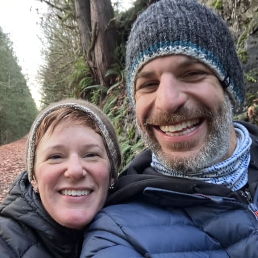 Profile image for pet sitters Gabe & Jessica