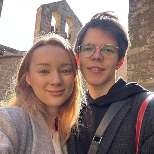 Profile image for pet sitters Olga & Viktor