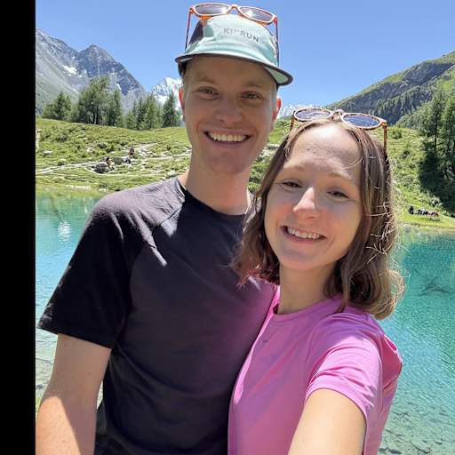 Profile image for pet sitters Lauren & Kevin