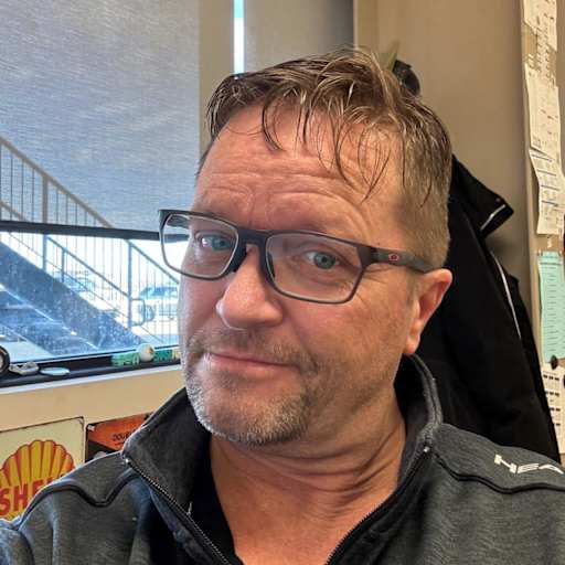 Profile image for pet sitter Sheldon