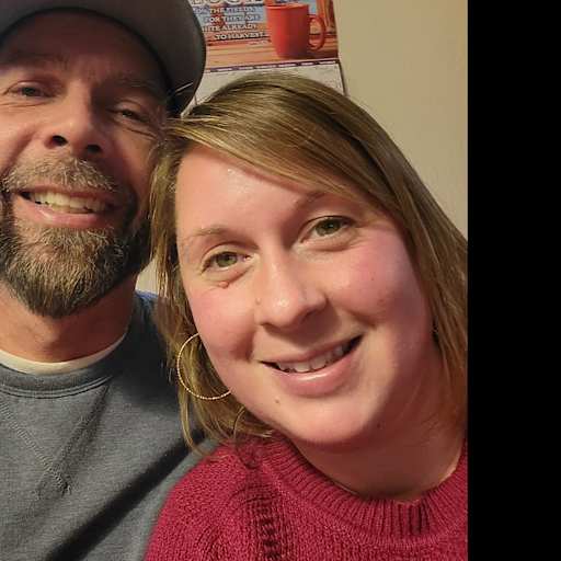 Profile image for pet sitters Rachel & Michael