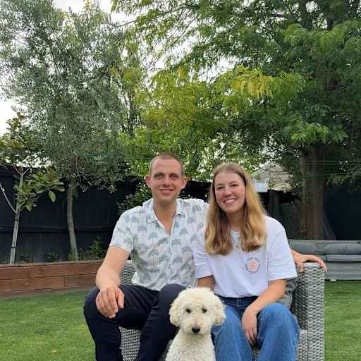 Profile image for pet sitters Laura & Peter