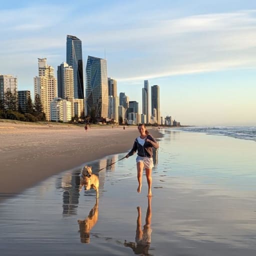 Profile image for pet sitter Miss