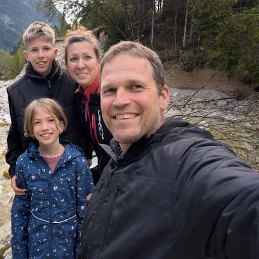 Profile image for pet sitters Irene & Michael