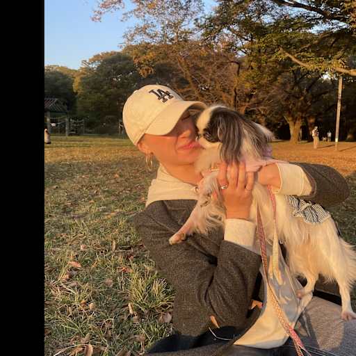 Profile image for pet sitter Linda