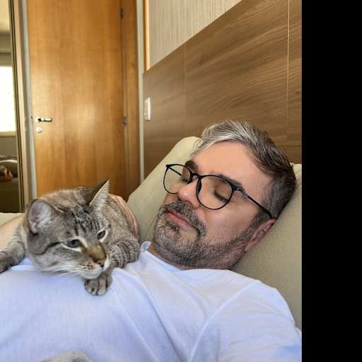 Profile image for pet sitters Eduardo Jose & Hélder