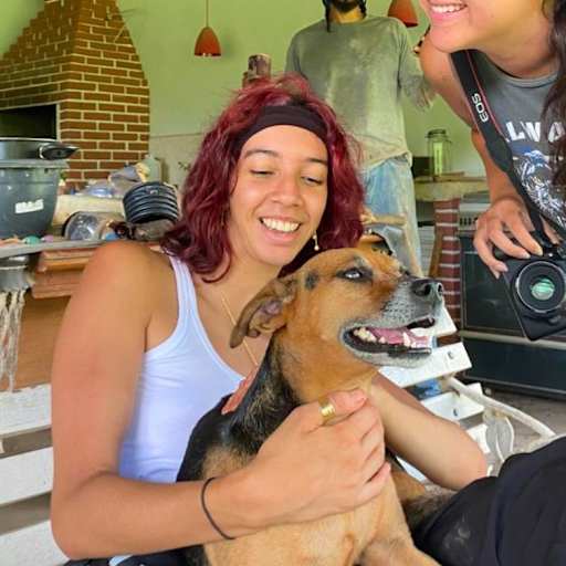 Profile image for pet sitter Amina