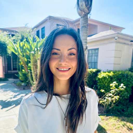 Profile image for pet sitter Krystal