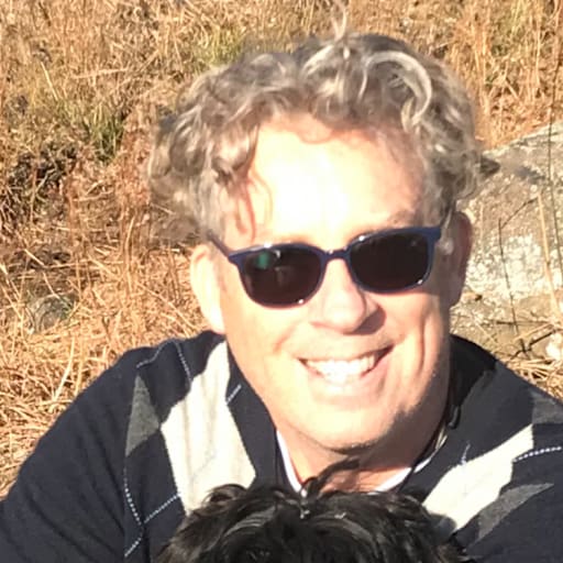 Profile image for pet sitter Theodore