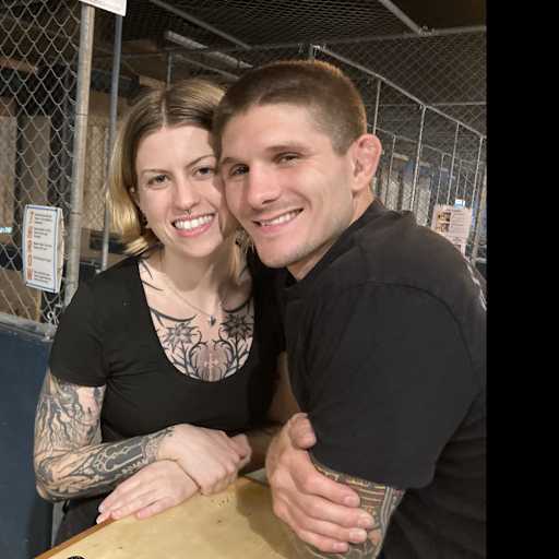 Profile image for pet sitters Jessica & Breyin