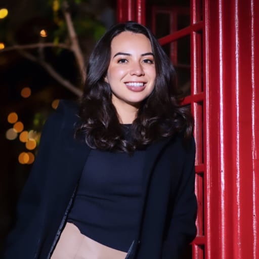 Profile image for pet sitter Aura