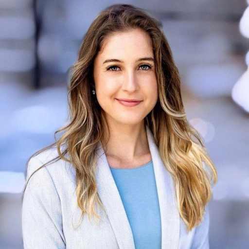 Profile image for pet sitter Taylor