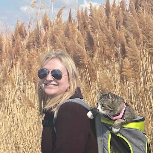 Profile image for pet sitter Emma