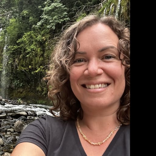 Profile image for pet sitter Lauren