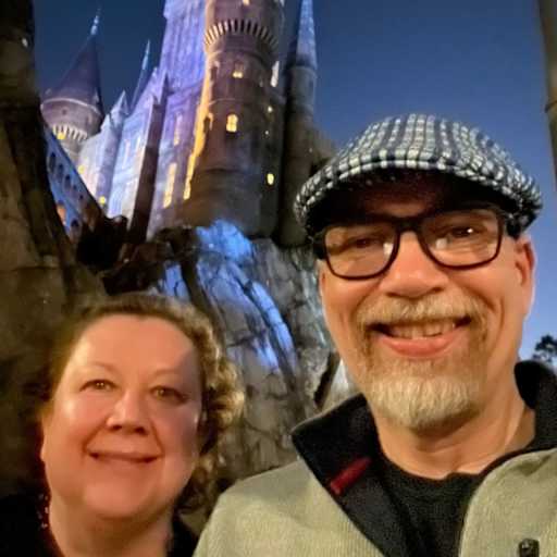 Profile image for pet sitters Shawn & Kim