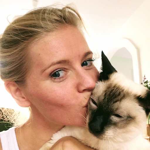 Profile image for pet sitter Lara