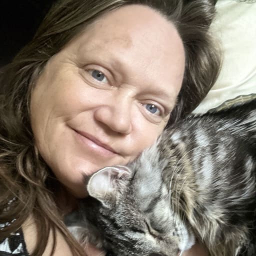 Profile image for pet sitter Lise