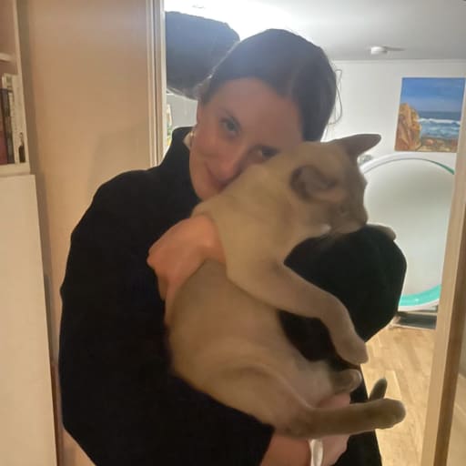 Profile image for pet sitter Erin