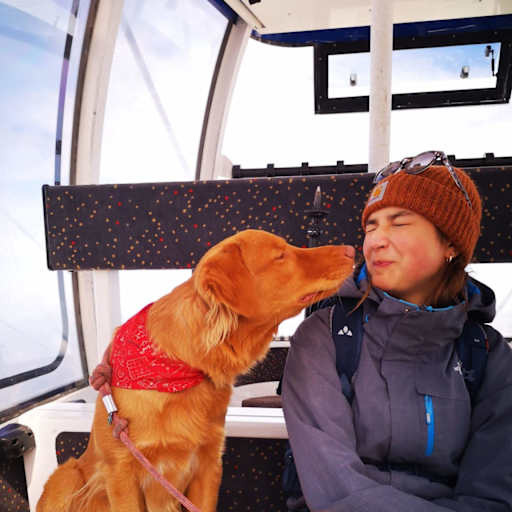 Profile image for pet sitters Anika & Saskia