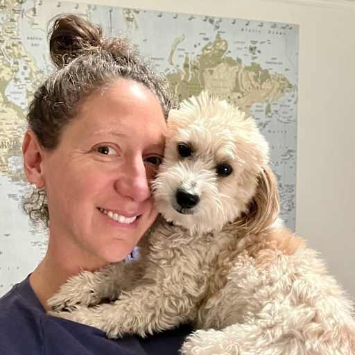 Profile image for pet sitter Monica