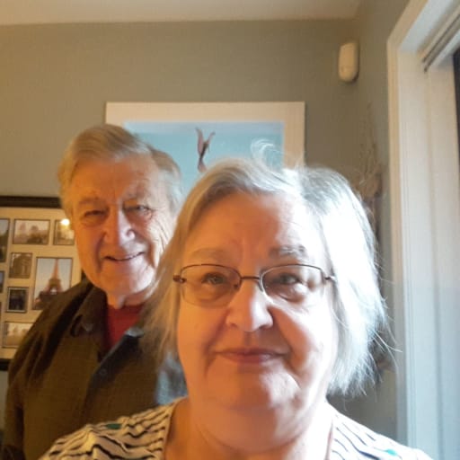 Profile image for pet sitters Wanda & Brian