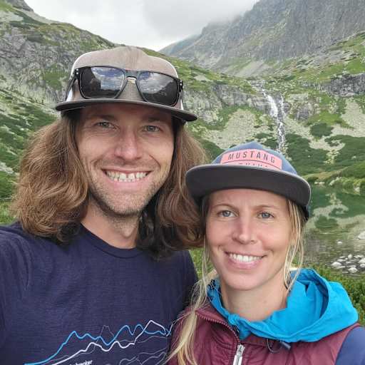 Profile image for pet sitters Nyle & Andrea