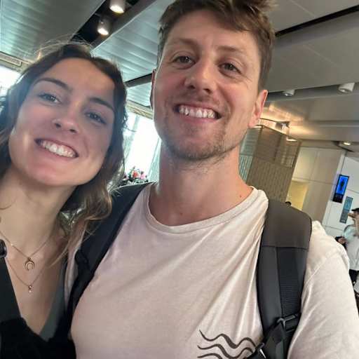 Profile image for pet sitters Clémence & Mathias