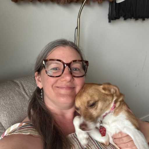 Profile image for pet sitter Emily