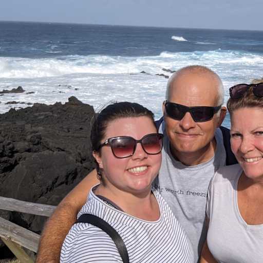Profile image for pet sitter Sophie, Carolyne and Luc