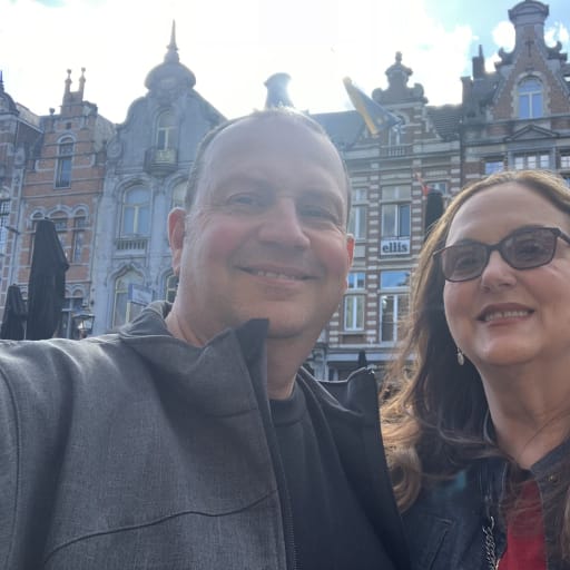 Profile image for pet sitters Lisa & Paul