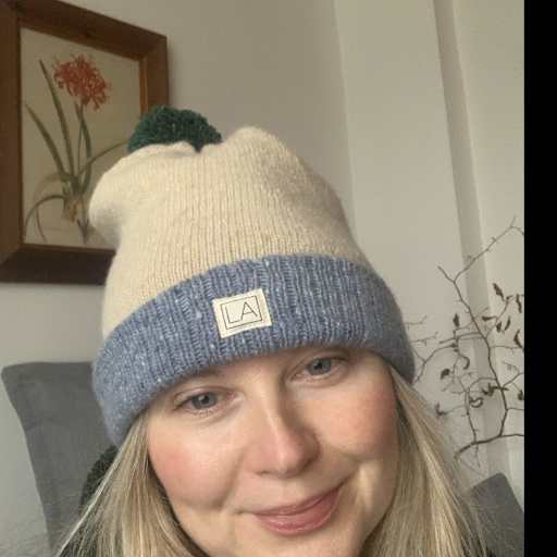 Profile image for pet sitter Cliodhna