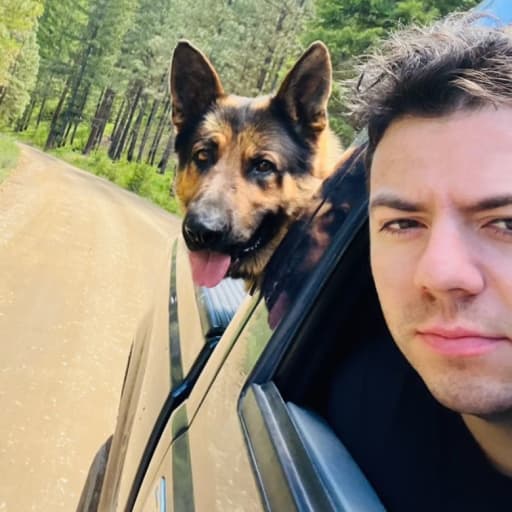 Profile image for pet sitter Abdiel