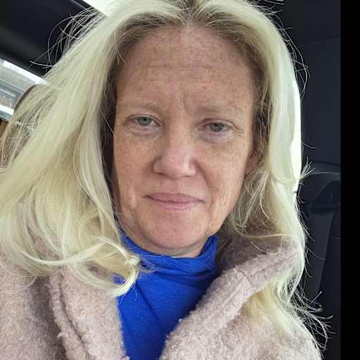 Profile image for pet sitter Gwen
