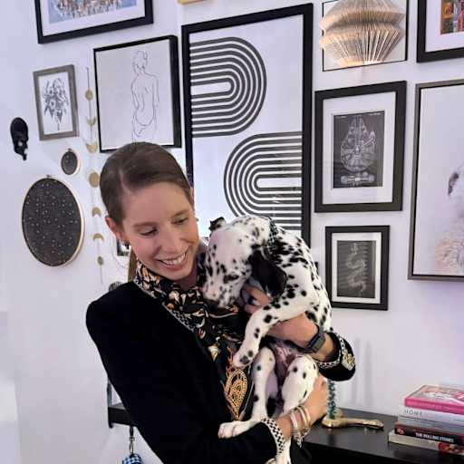 Profile image for pet sitter Deidra Sanderson