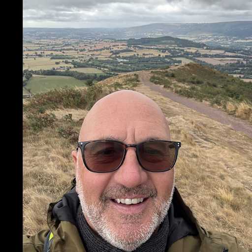 Profile image for pet sitter Andrew