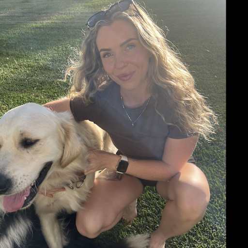 Profile image for pet sitter Beth
