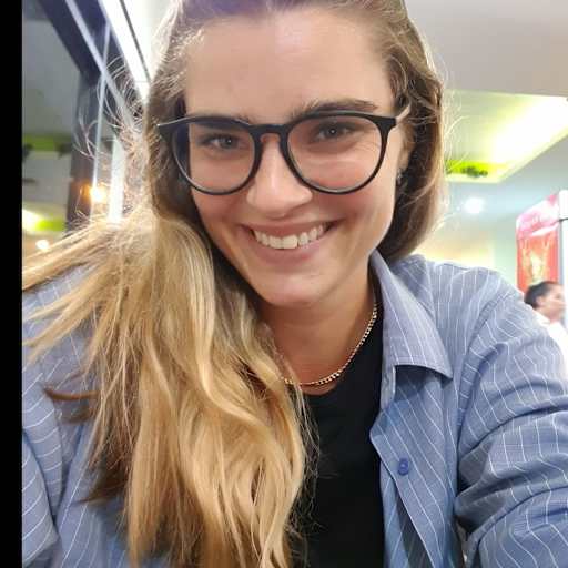 Profile image for pet sitter Lena