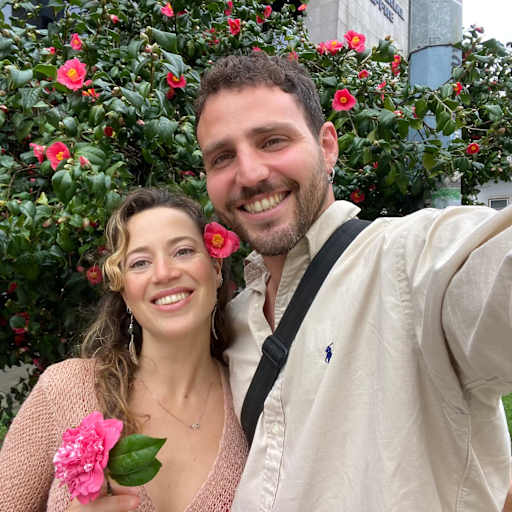 Profile image for pet sitters Julieta & Tomer