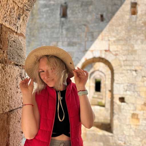 Profile image for pet sitters Iuliia & Evan