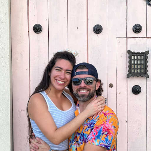 Profile image for pet sitters Natalia & Ethan 