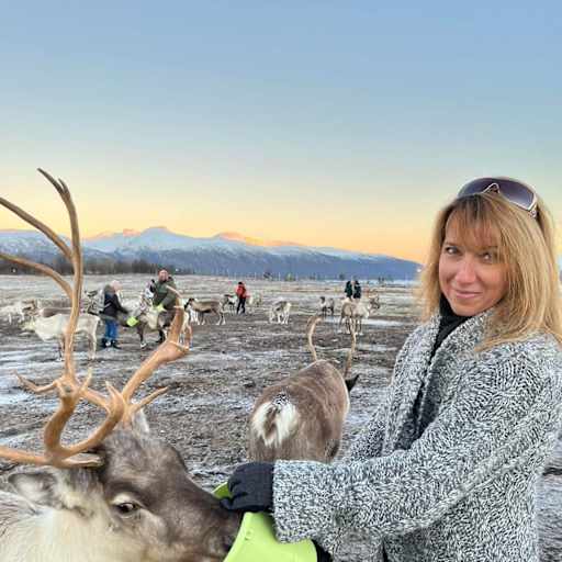 Profile image for pet sitters Sandra & Chris