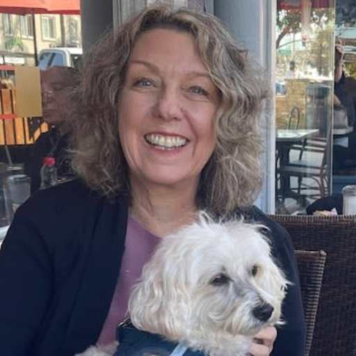 Profile image for pet sitter Lisa