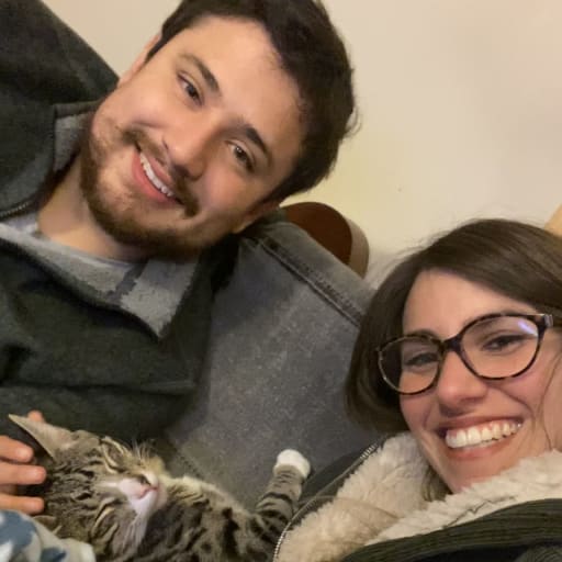 Profile image for pet sitters Nicole & Gonzalo 