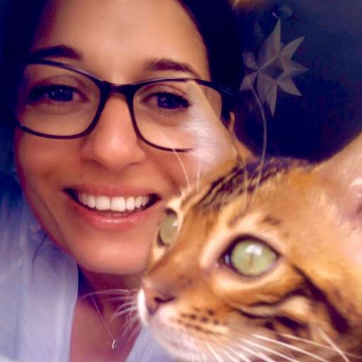 Profile image for pet sitter Fauzia