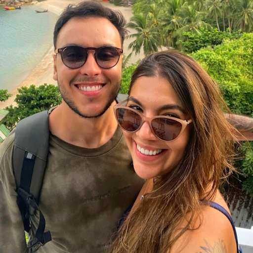 Profile image for pet sitters Kamyla & Gabriel