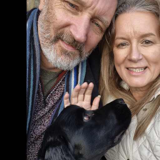 Profile image for pet sitters Teresa & Gordon