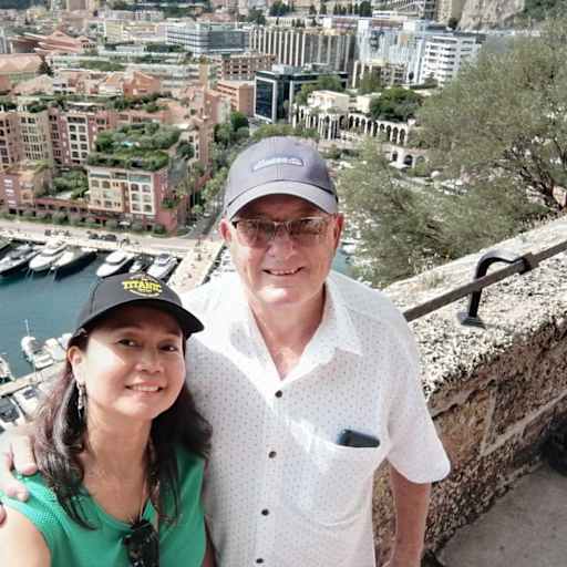 Profile image for pet sitters Alan & Yolanda